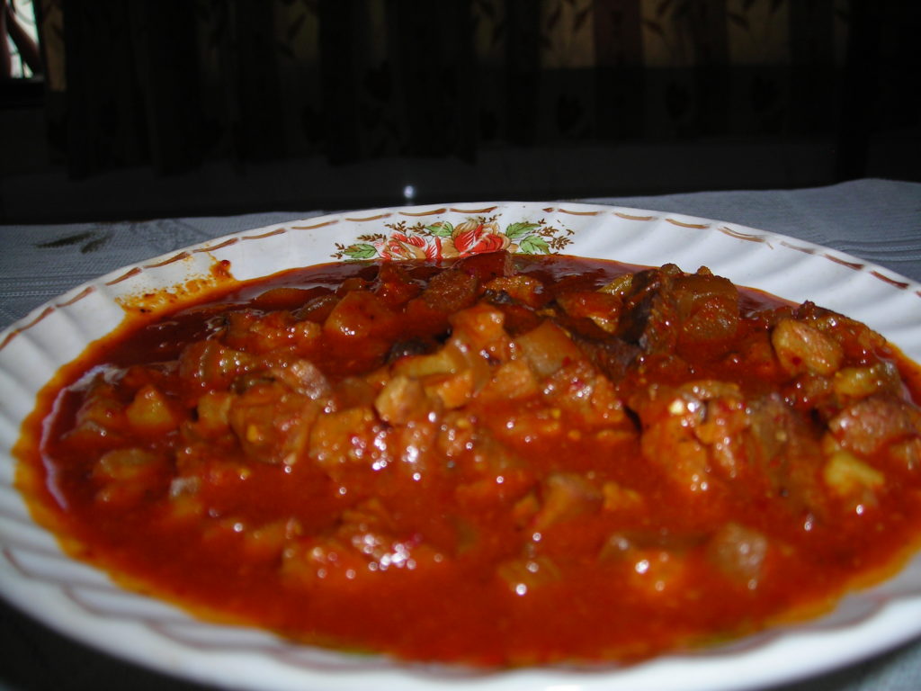 O sarapatel faz parte da viagem gastronômica: 10 pratos típicos do Nordeste 