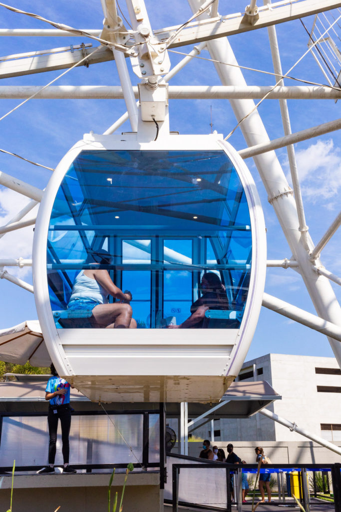 A roda gigante do Rio possui 54 cabines para 432 visitantes ao mesmo tempo