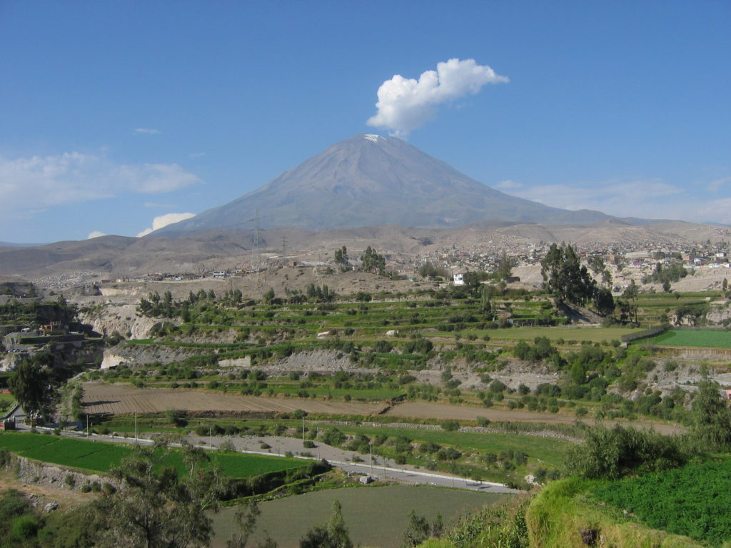 5 vulcões para visitar na América do Sul: Misti, no Peru
