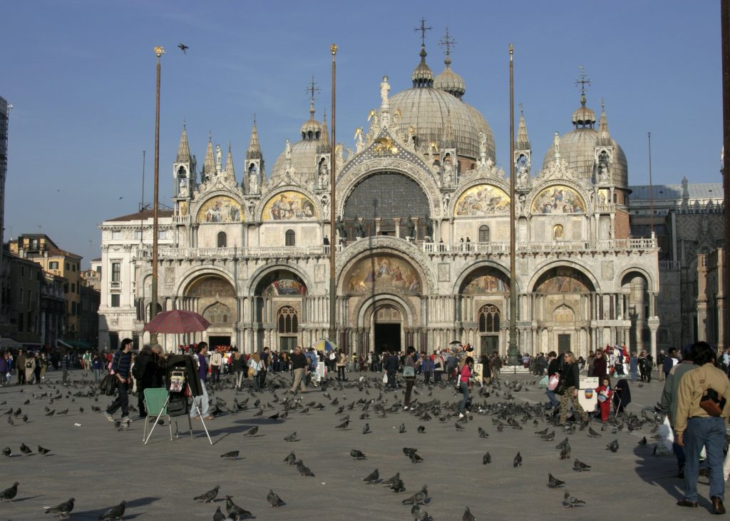 Basílica de San Marco tem centenas de anos de história em Veneza, na Itália