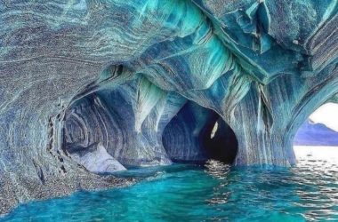 Onde ficam as cavernas de mármore do Chile?