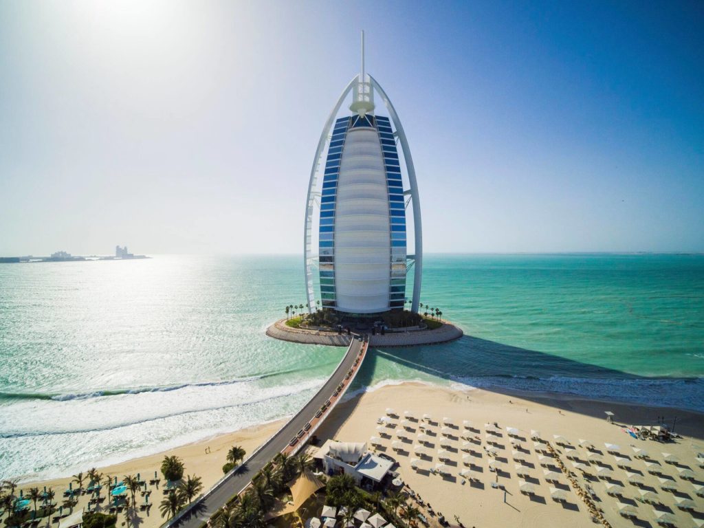 Burj Al Arab abre a lista dos hotéis de luxo mais bonitos do mundo