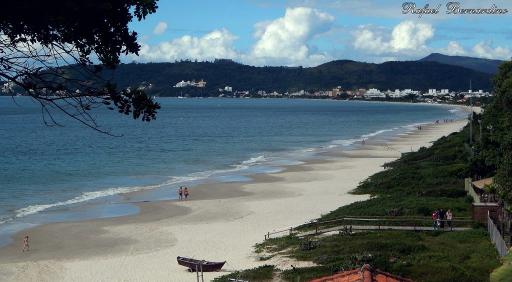 5 belas praias catarinenses que vale a pena conhecer  