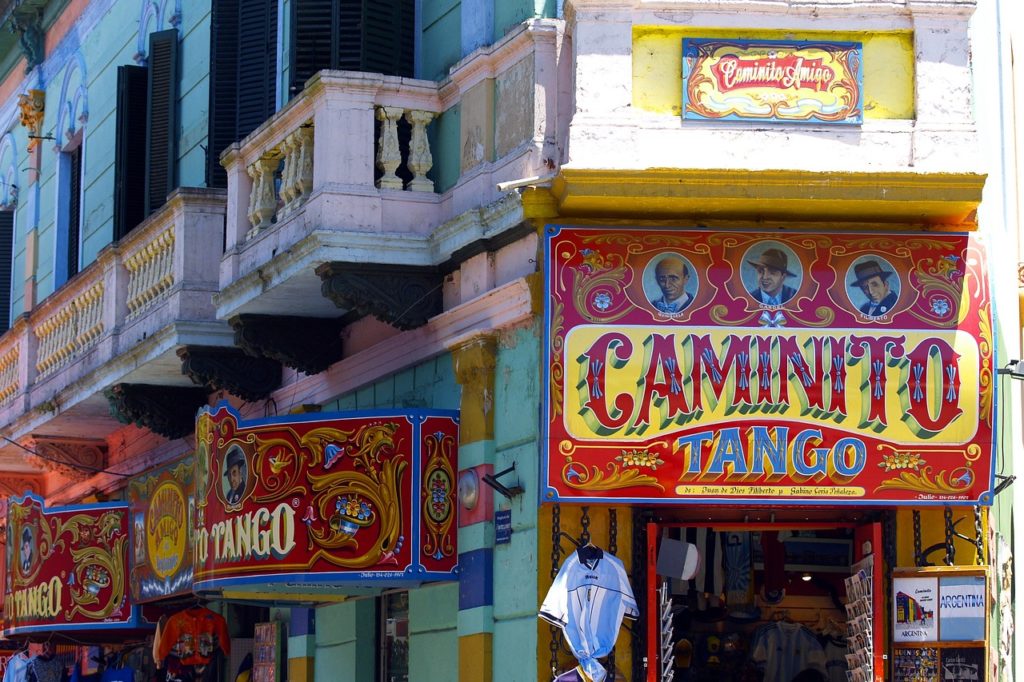 Caminito, em Buenos Aires é a representante argentina na lista das ruas famosas para conhecer em uma viagem